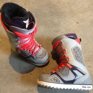 Women’s ThirtyTwo TM-2 size 9